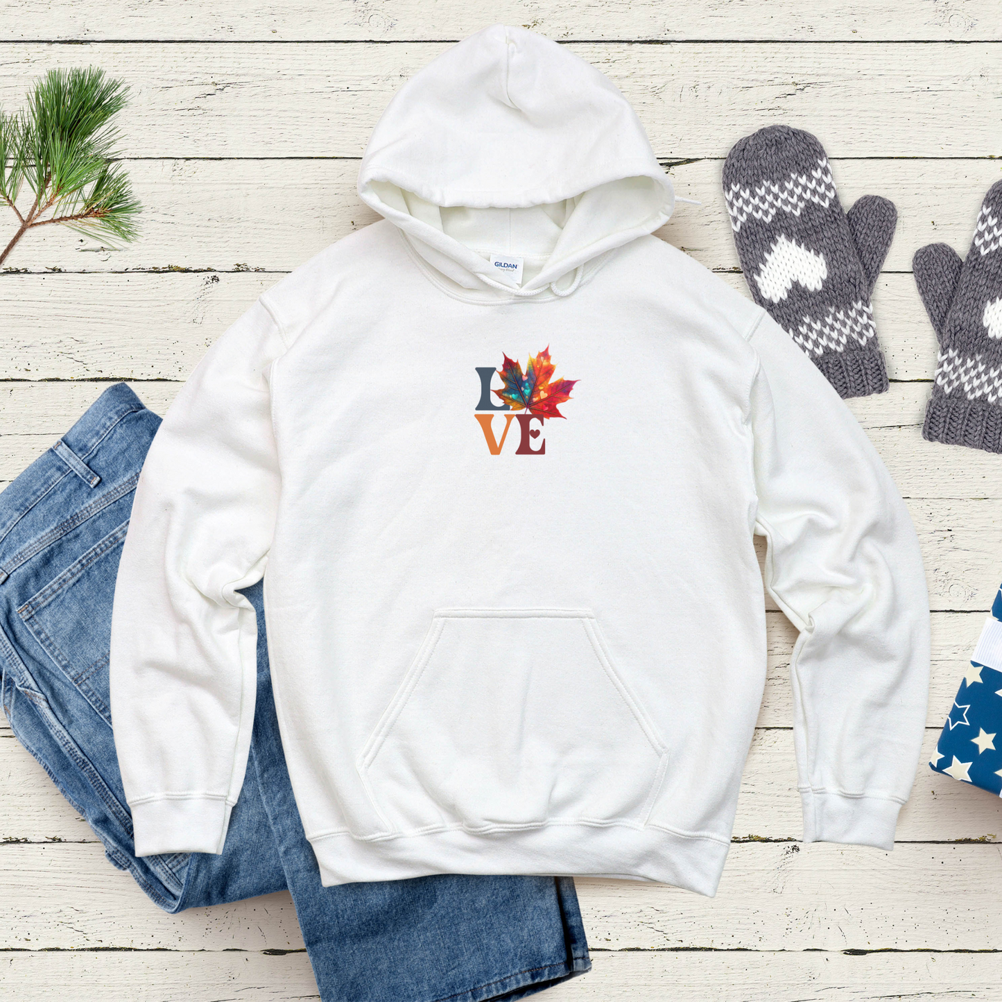 Canada Hoodie with Maple Leaf Love Design – Warm & Stylish