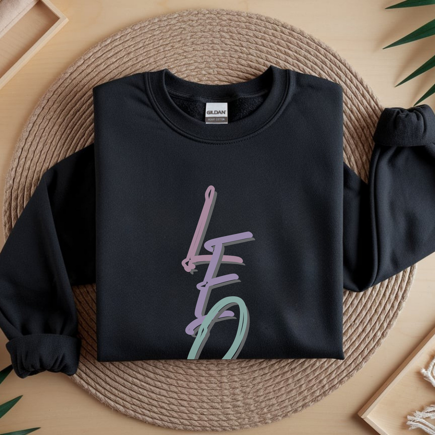 Leo Zodiac Pastel Lettering Sweatshirt – Cozy Astrology-Inspired