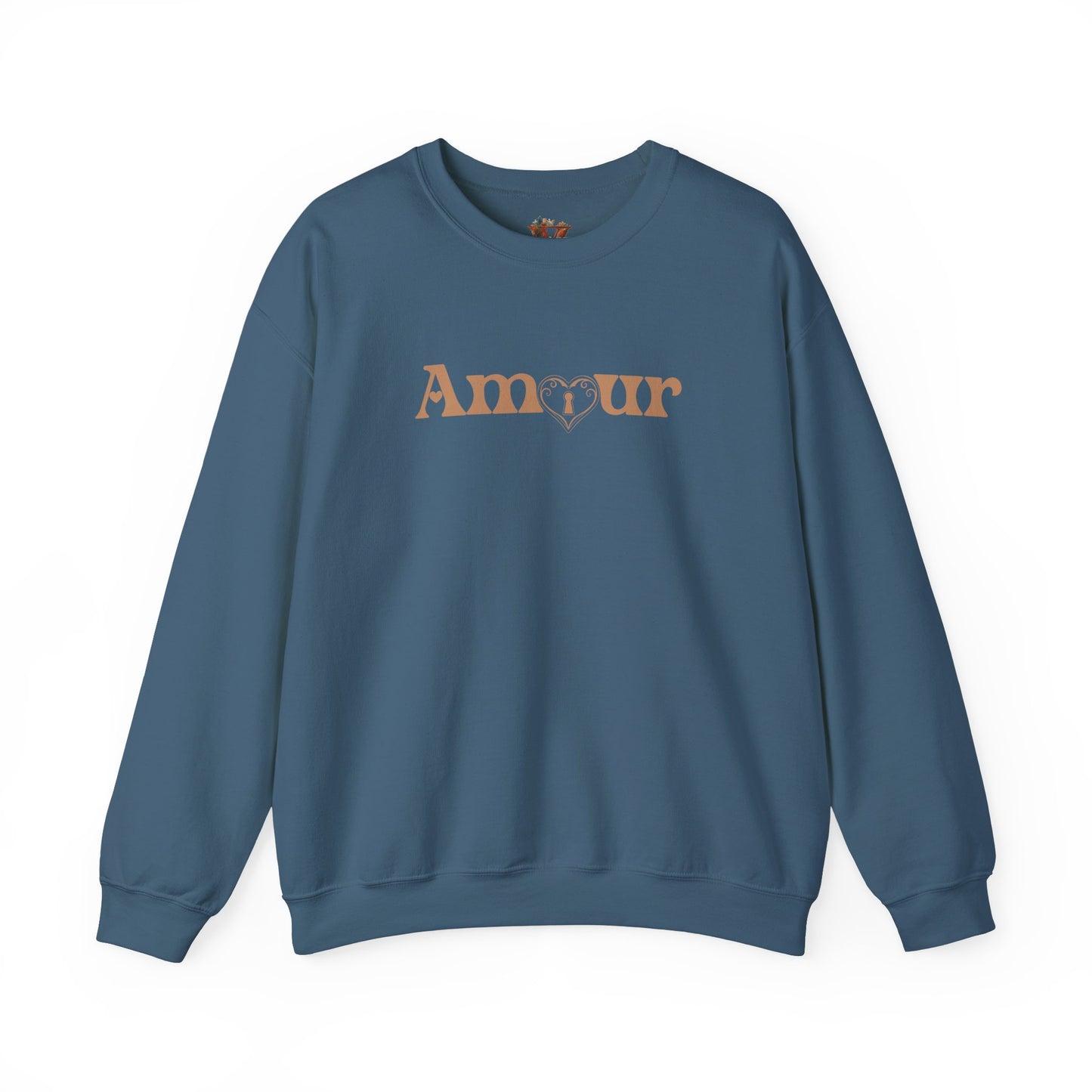 Amour Heart Lock Sweatshirt – A Romantic Valentine’s Look