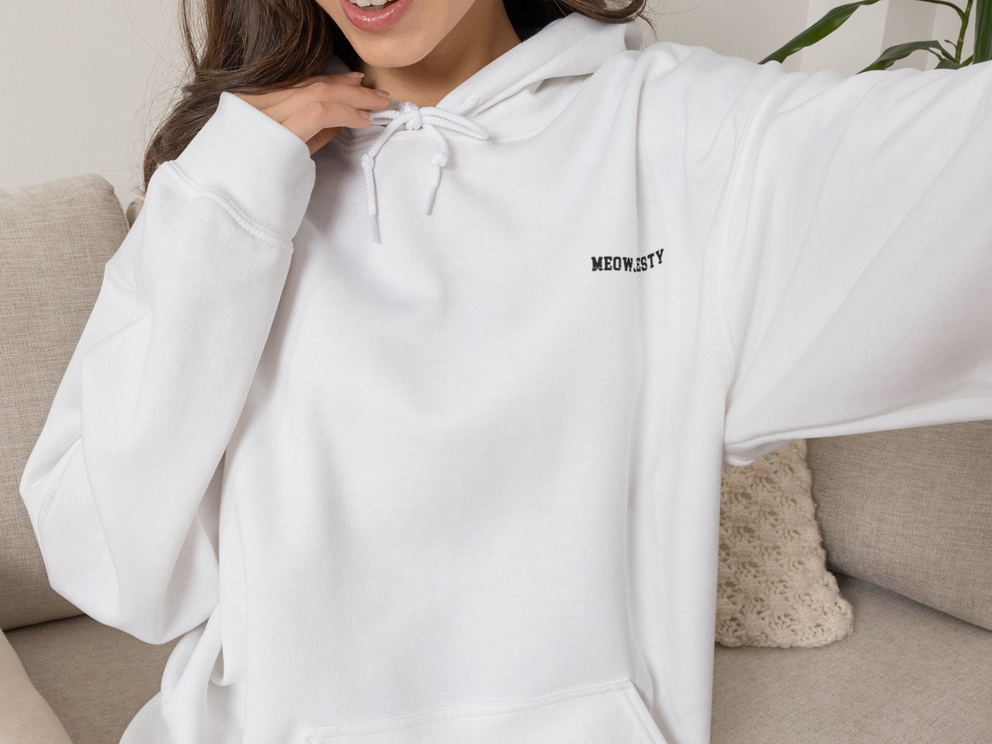 Cat Hooded Sweatshirt: Queen Cat Graphic Hoodie