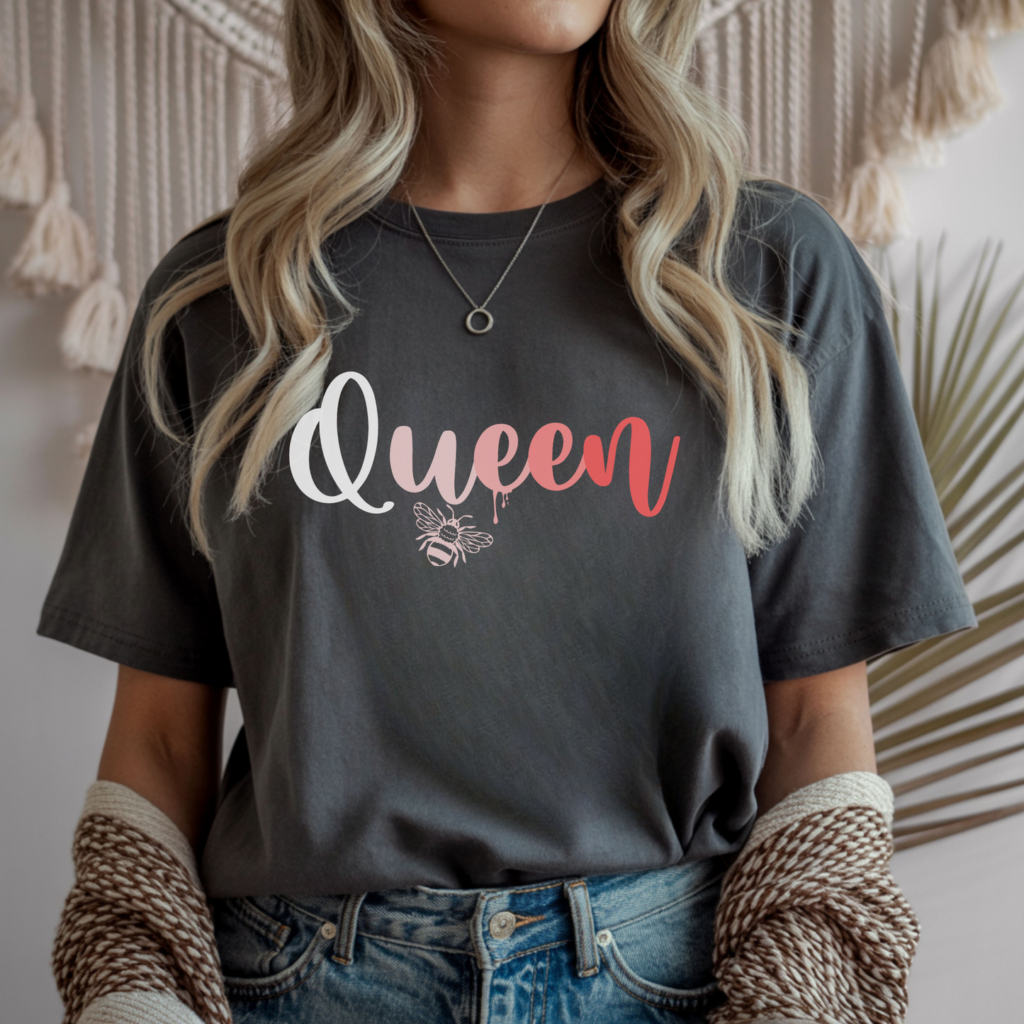 Queen Bee Gradient Letter T-Shirt – Empowered & Bold